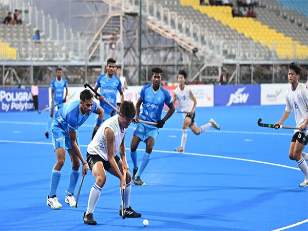 India and Chinese Taipei players in action (Photo: Hockey India)