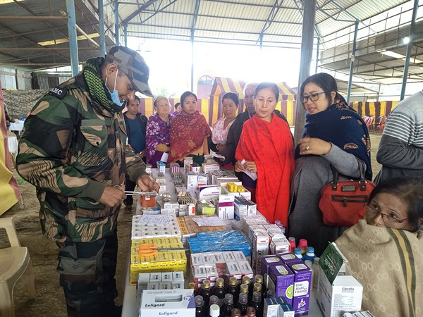 Medical camps organised by Indian Army in Bishnupur and Churachandpur district (Photo/Indian Army) 