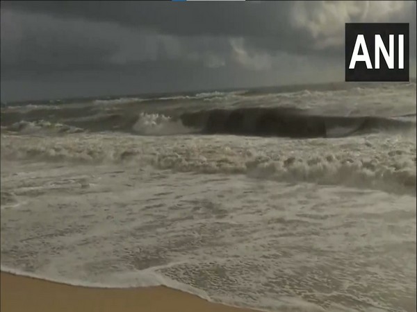  High tides at Chennai's Patinapakkam Beach