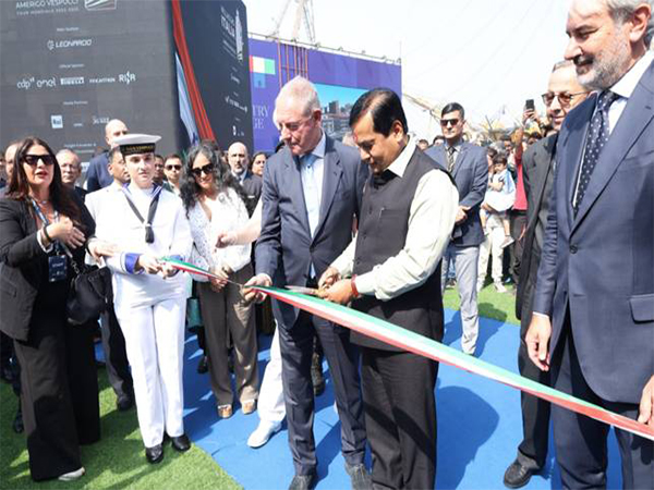 Union Minister of Ports, Shipping and Waterways, Sarbananda Sonowal with Minister of Enterprises of Italy, Adolfo Urso (Image: X@PIB_India)