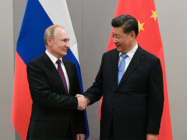 Russian President Vladimir Putin and Chinese President Xi Jinping (File Photo/Reuters)