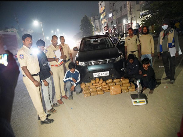 The arrested drug peddlers. (Photo/ANI)