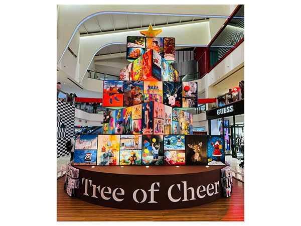 Tree of Cheer: A public art installation by DLF Malls & KNMA Celebration of Art, Community, and the Holiday Spirit