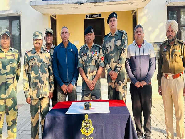 BSF recovers drone and heroin in Amritsar and Tarn Taran. (Photo/ANI)