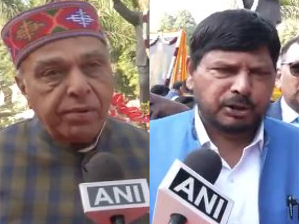 BJP MP Jagdambika Pal and Union Minister Ramdas Athawale (Photo/ANI) 