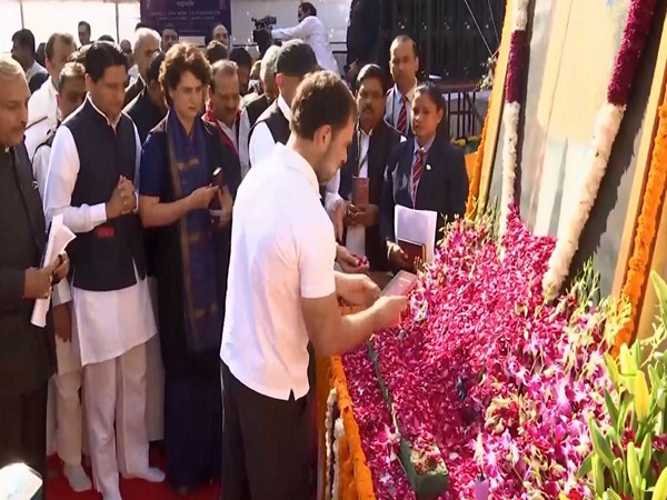LoP Rahul Gandhi, Priyanka Gandhi pay tributes to Dr BR Ambedkar. (Photo/ANI)