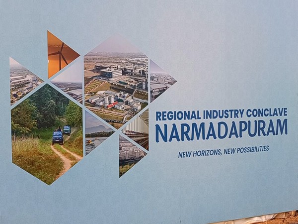 Regional Industry Conclave in Narmadapuram today (Photo/ANI)