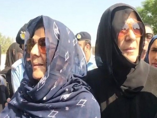 Aleema Khan and Uzma Khan, sisters of incarcerated Pakistan PM Imran Khan (File Photo/ X@TanveerAslamPTI) 