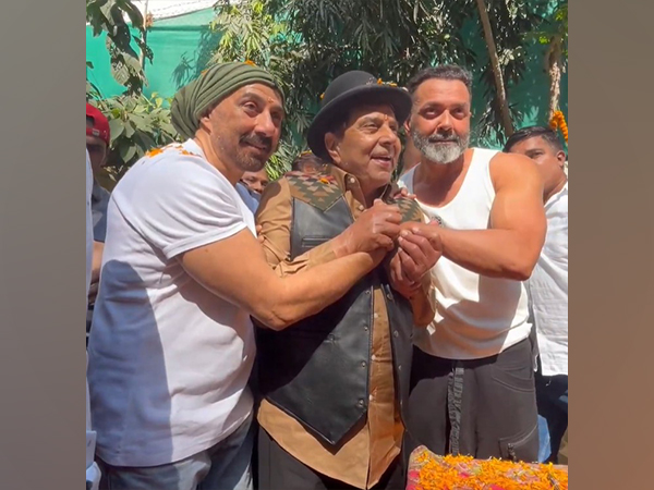 Dharmendra with actors Sunny and Bobby Deol (Image Source/ANI)