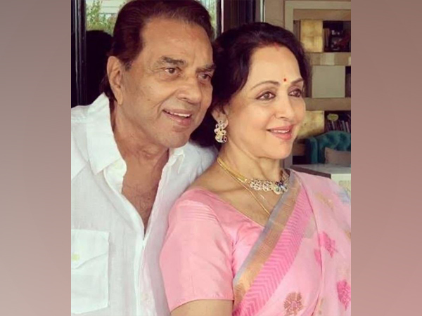 Dharmendra, Hema Malini (Photo/Instagram/@dreamgirlhemamalini)