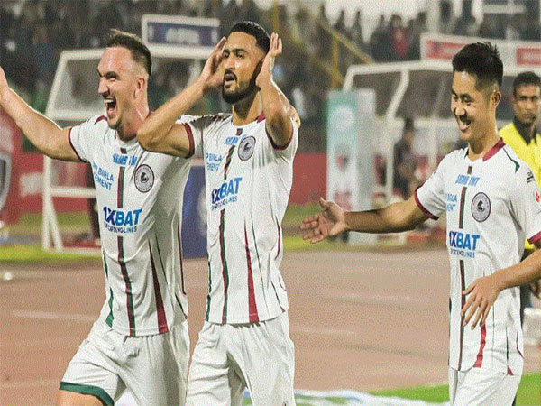 Manvir Singh celebrating goal with teammates (Photo: ISL) 