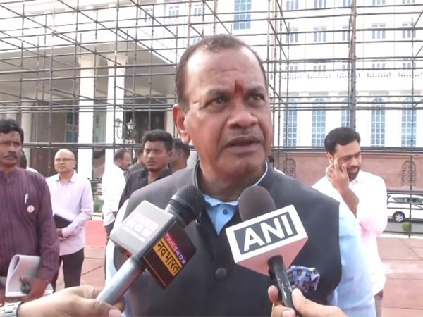 Telangana Minister Komatireddy Venkat Reddy (Photo/ANI)