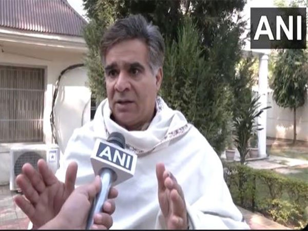 BJP leader Ravinder Raina (Photo/ANI)