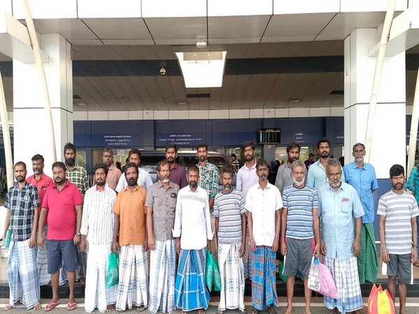 21 Indian fishermen repatriated from Sri Lanka (Photo/@IndiainSL)