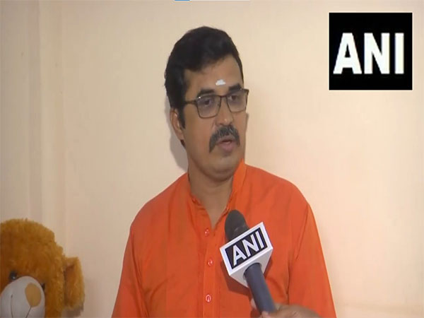 AIADMK National Spokesperson Kovai Sathyan (Photo/ANI)