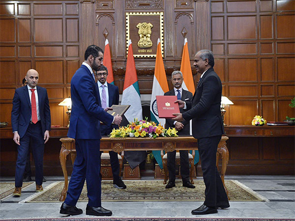 MoU between Emirates Polar Mission Steering Committee, UAE and National Centre for Polar and Ocean Research (NCPOR), India was signed (Photo/@MEAIndia)