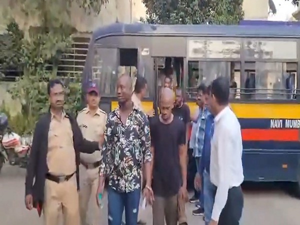Arrested African Nationals (Photo Credit: Navi Mumbai Crime Branch)