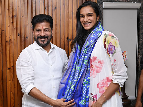 PV Sindhu called on Telangana Chief Minister Revanth Reddy. (Picture: X/@TelanganaCMO)