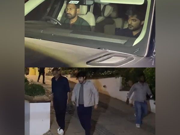 Siddu Jonnalagadda and Allu Sirish (Image source: ANI) 