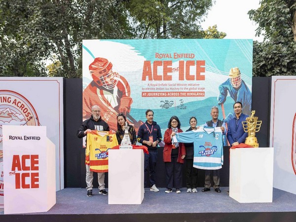 Digniteries unveiling the Ice Hockey League season 2 jersey and trophy (Photo: Ice Hockey League)
