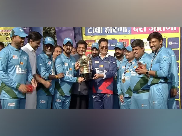  Lok Sabha Speaker XI emerged winner beating Rajya Sabha Chairman XI in friendly match (Images: DD Sports)
