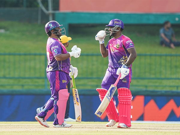 Hambantota Bangla Tigers batters in action (Photo: Lanka T10 Super League)