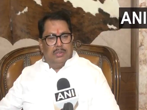 Congress leader Vijay Wadettiwar (Photo/ANI)