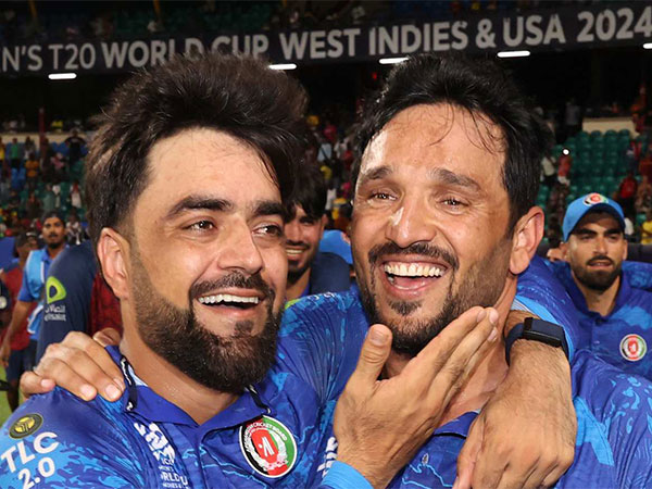 Rashid Khan and Gulbaddin Naib (Photo: ICC)