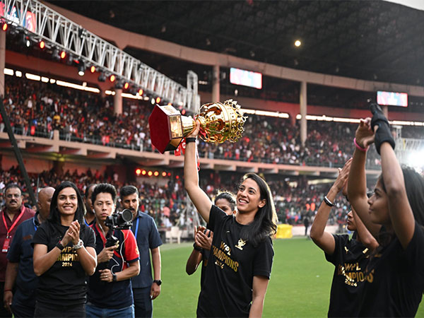 RCB with the WPL trophy. (Photo- RCB Media)