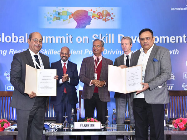 CII, AICTE sign MoU. (Photo: AICTE)