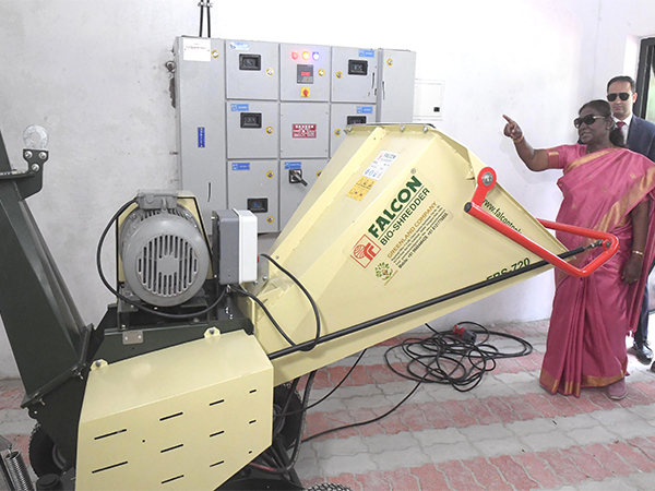 President of India Droupadi Murmu reviewed Udyan Utsav preparations (Photo/PIB)