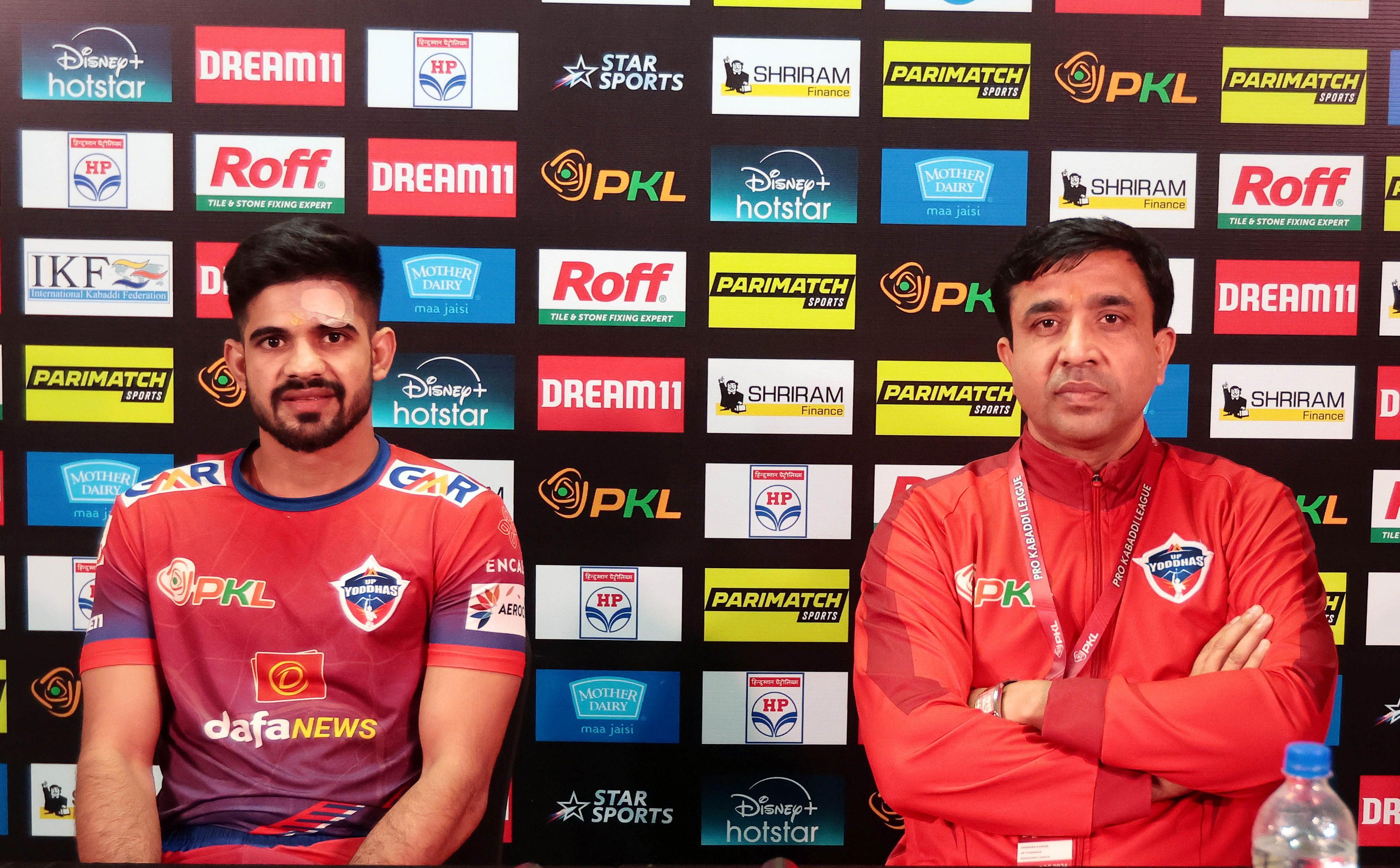 Haryana Steelers assistant coach Upendra Malik (R) (Photo: PKL)