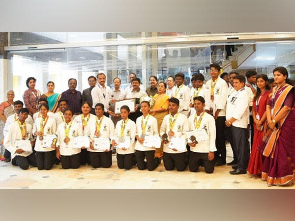 Dr. MGR Educational and Research Institute – Dept. of Hotel Management & Culinary Arts, emerges as Overall Champion at the Budding Chef Challenge 2024
