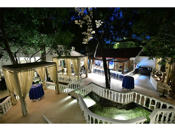 Sevilla at The Claridges New Delhi