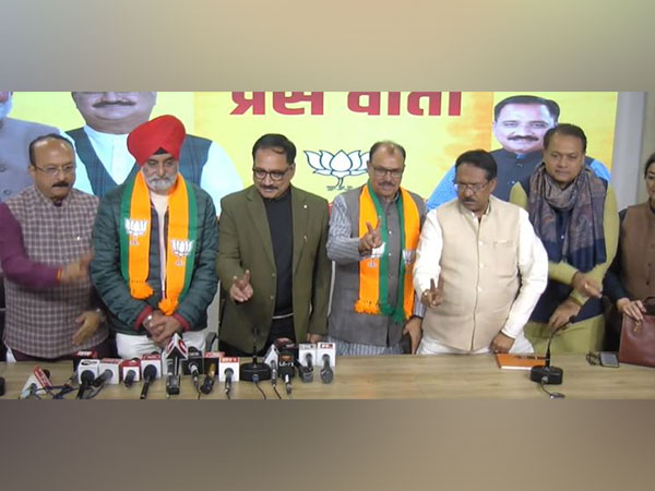 Balbir Singh and Sukhbir Dalal join BJP (Photo/X @BJP4Delhi)