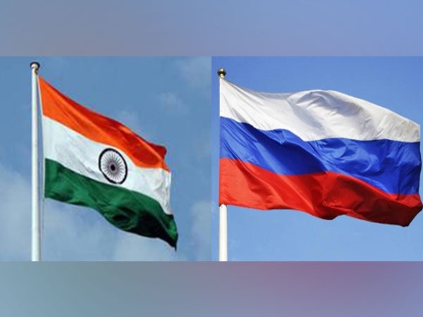 Flags of India and Russia