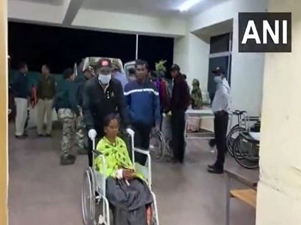 A injured being taken to hospital (Photo/ANI) 