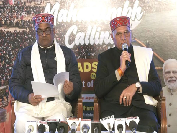 UP ministers Girish Chandra Yadav and Dharmpal Singh (Photo/ANI)