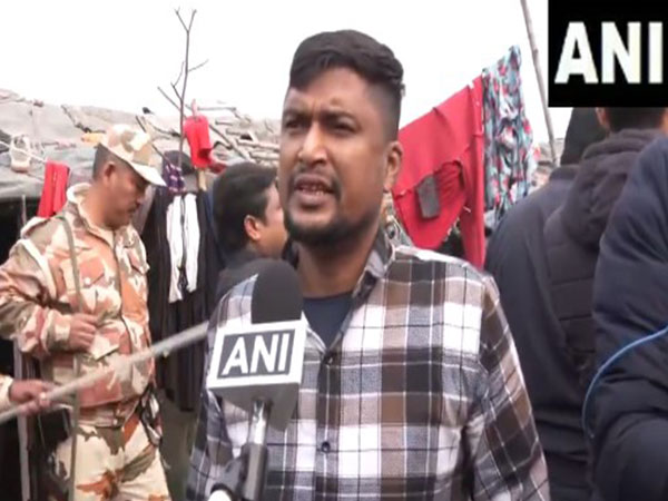 A Kalindi Kunj resident (Photo/ ANI)