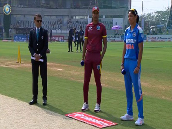 Harmanpreet Kaur and Hayley Matthews. (Picture: X/@BCCIWomen)