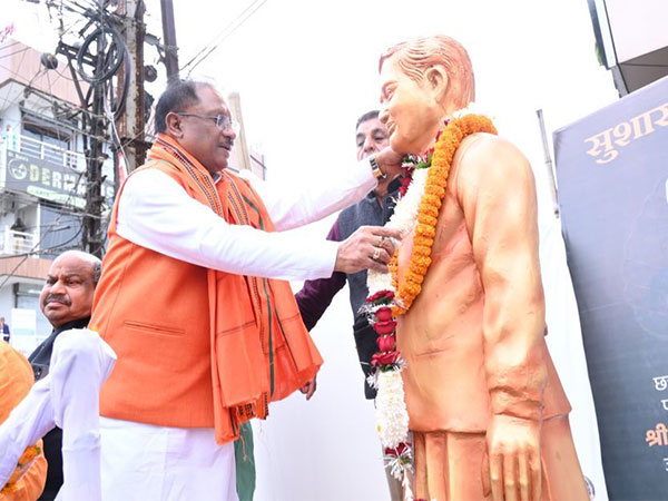 Chhattisgarh CM Vishnu Deo Sai pays tribute to Atal Bihari Vajpayee. (Photo: @vishnudsai)