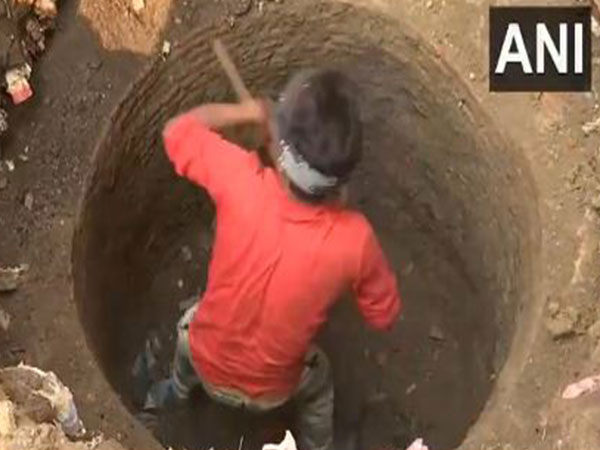 An old well found in Uttar Pradesh's Sambhal (Photo/ANI)