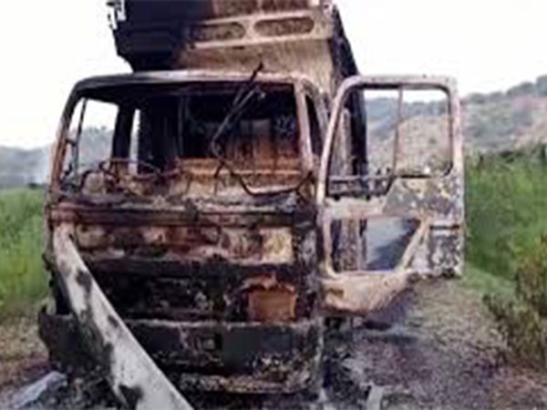 Representative image of gutted vehicle after militant attack in Pakistan (Image/Reuters)