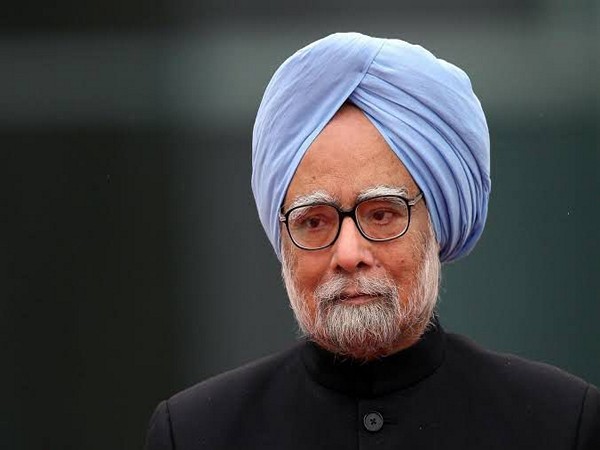 Former Prime Minister Manmohan Singh (Pic/@JoshiPralhad)