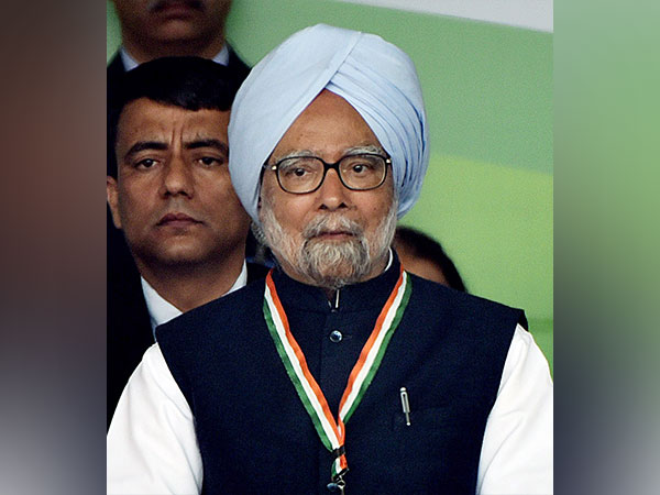 Former Prime Minister Manmohan Singh (File Photo/ ANI)
