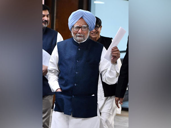 Former Prime Minister Manmohan Singh (File Photo/ANI)