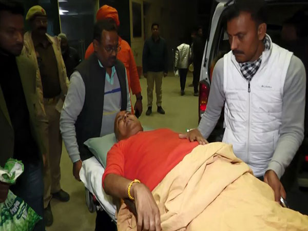Acharya Arun Giri Ji Maharaj receiving treatment at SRN Hospital after the accident.(Photo/ANI)
