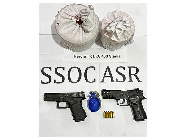 Punjab police recovered 1.4 Kg heroin, one hand grenade and two pistols.(Photo: @DGPPunjabPolice)