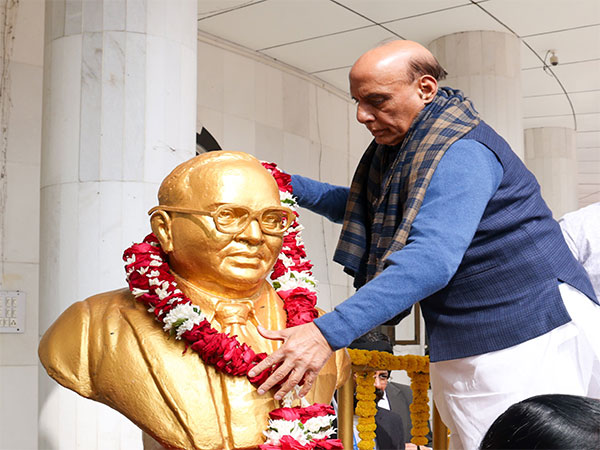 Rajnath Singh pays floral tribute to BR Ambedkar. (Photo/@rajnathsingh)