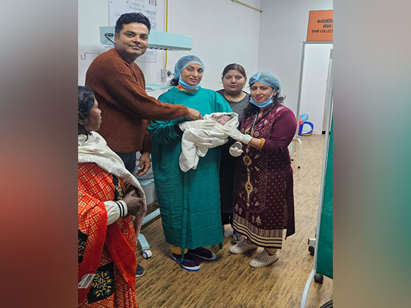 Mahakumbhnagar Central Hospital welcomes first baby girl 'Ganga'  (Photo/ UP GOVT)